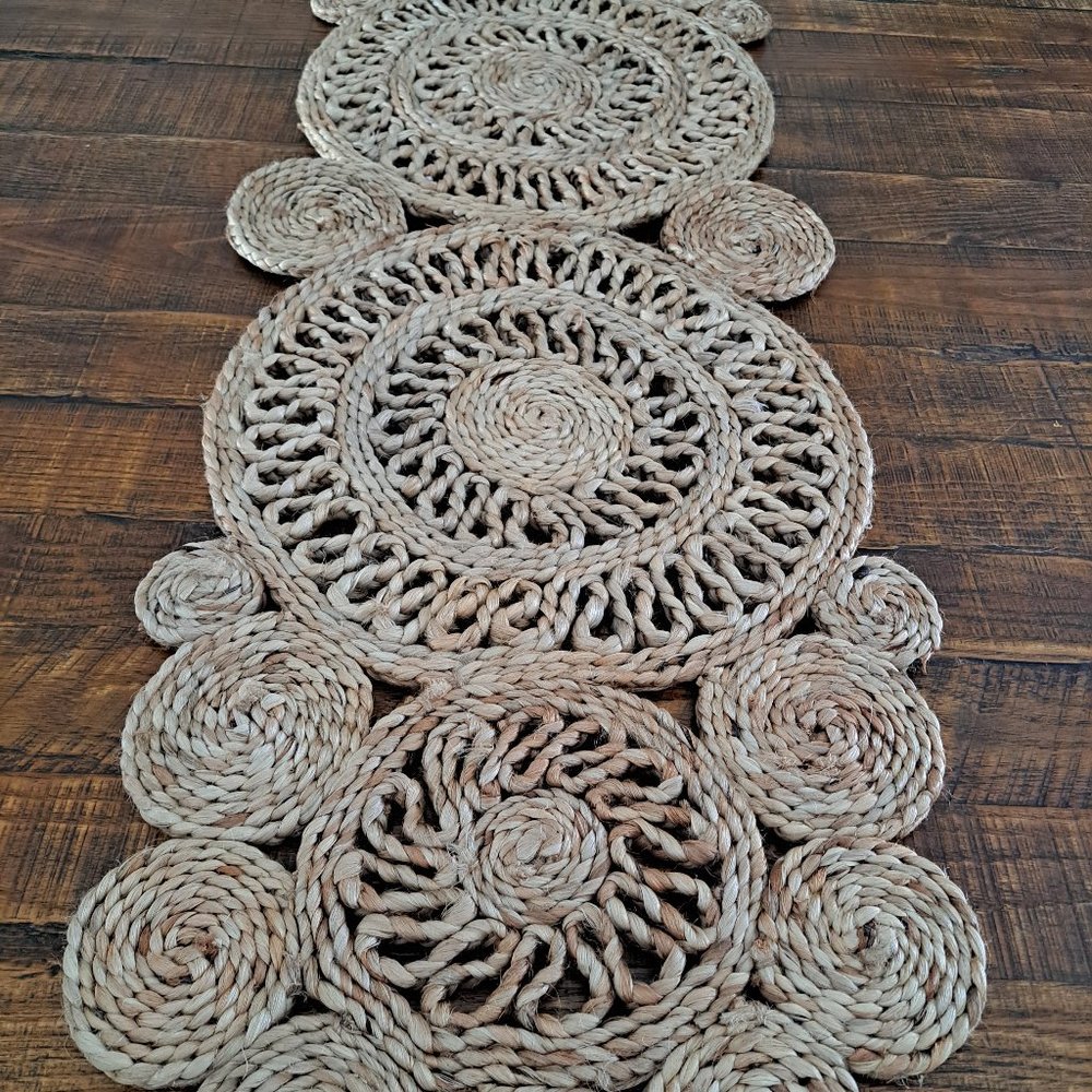 Table runner 47" x 16"